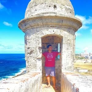 Meet your Posher, Manuel